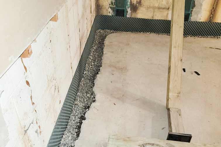Indoor drainage System: drainage channels in process of being installed
